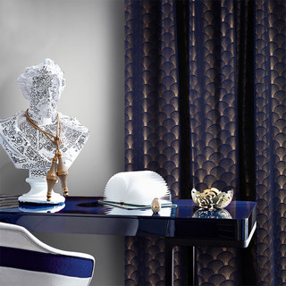Le modèle Art déco de luxe Art 20 ans Roaring bleu marine et rideau géométrique d'or