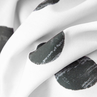 Rideau d'impression noir et blanc à pois 3