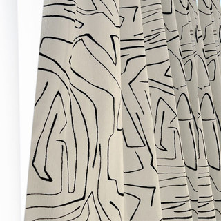 Graffiti Soul Black and White Abstract Line Art Rideau Chenille