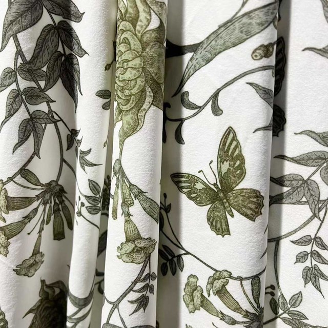 Rideaux en velours floral Butterfly and Bloom Sauge Vert Olive 1