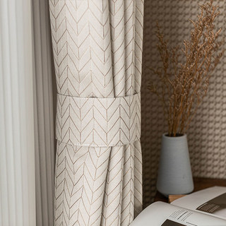 Elegante Art Déco Chevron Rideau de Champagne Mocha avec détails dorés 2