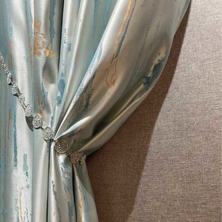 Mauvaise pluie Jacquard Crème de soie faux & Rideau floral bleu pastel avec des détails dorés 1