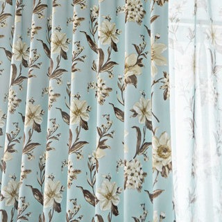 Sentez le rideau floral bleu pastel de Gardenia 4