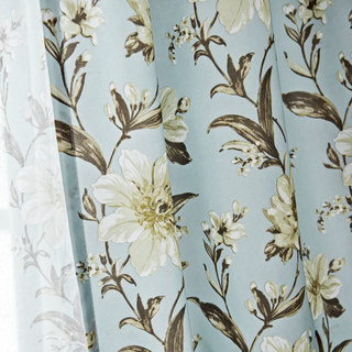 Sentez le rideau floral bleu pastel de Gardenia 2