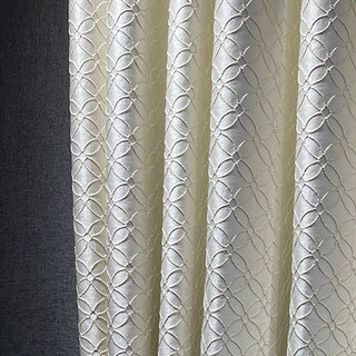 Belle Fleur 3D Jacquard Quatrefoil Rideau à crème beige avec des détails dorés 1