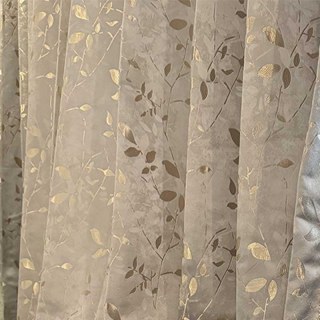 Golden Grove Luxe Jacquard Gris Silky et rideau d'or 1