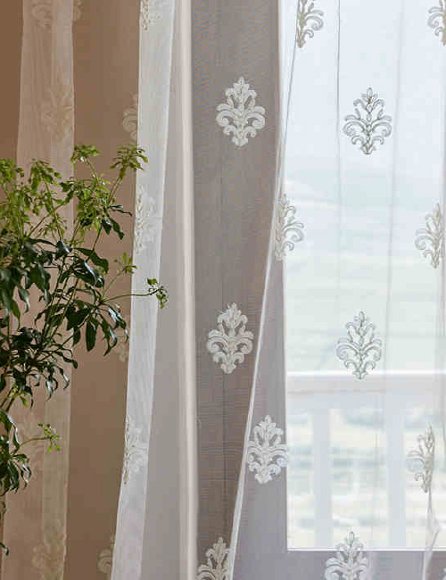 Brodé Sheer & Voile