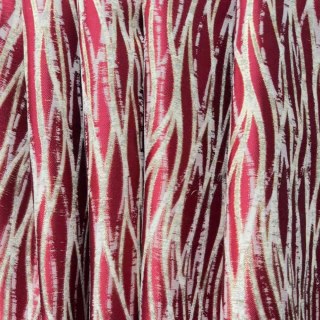 Rideaux géométriques abstraits tissés Drift bordeaux et vin rouge avec détails dorés 2